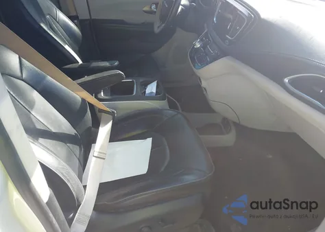 2018 Chrysler Pacifica Limited from USA, damaged, VIN 2C4RC1GG2JR320483